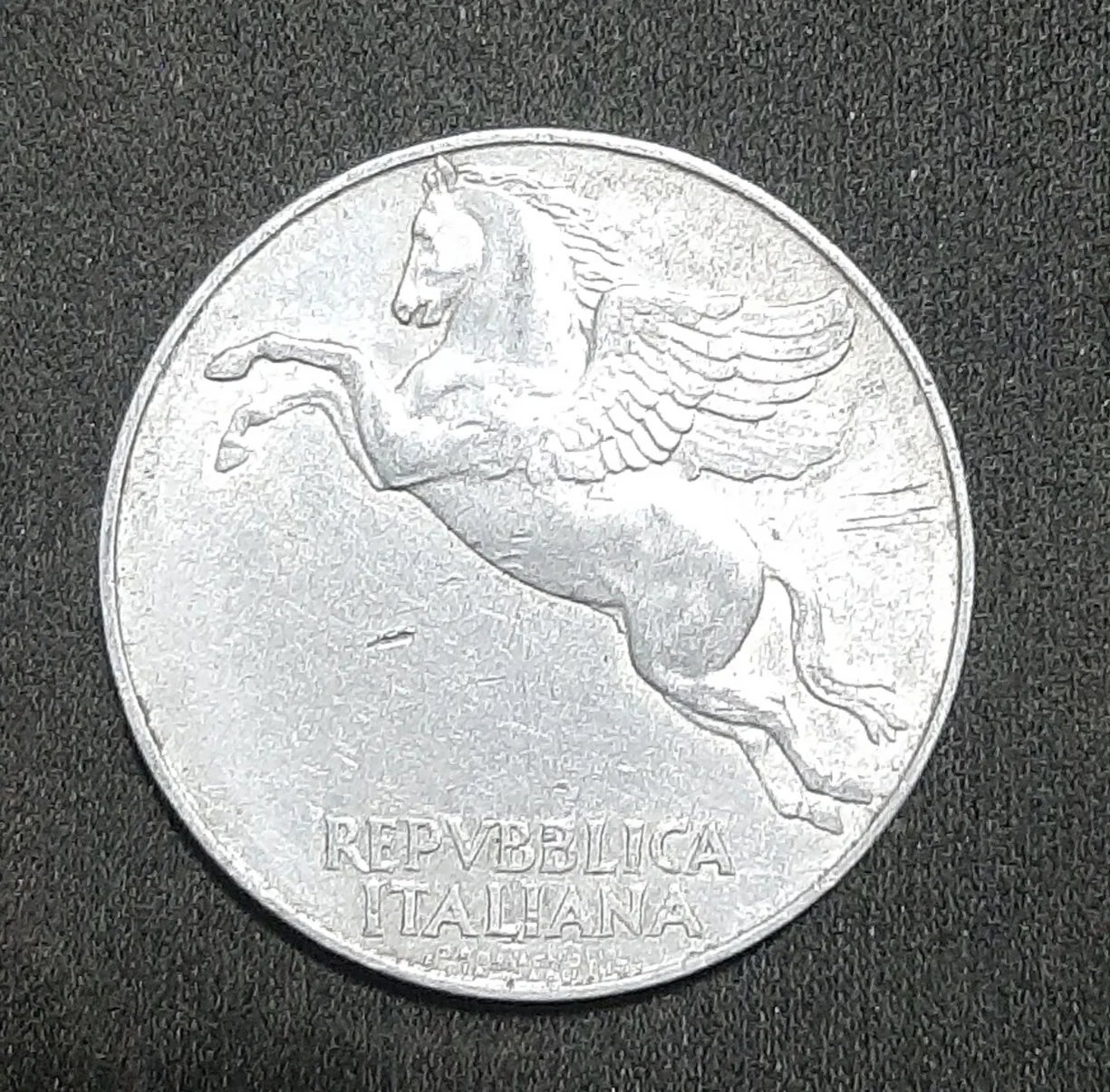 Moneda 10 liras Italia 1949